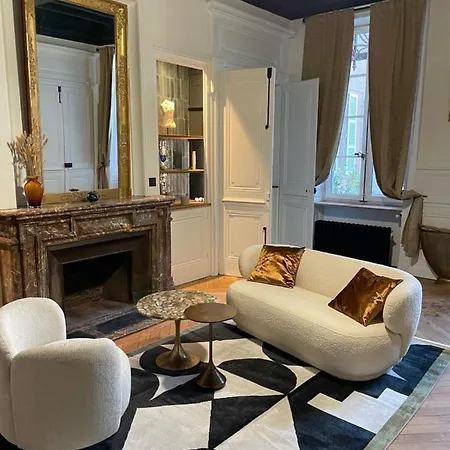 Chic Et De Caractere ! Apartment